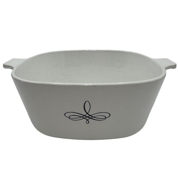 Vintage Black Trefoil Corning Ware 2.5 Qt Square Casserole P-2 1/2-B - Picture 1 of 8